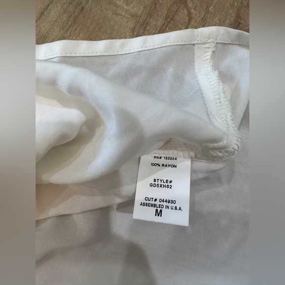 Green Dragon white long rayon blouse top with embroidery and tassels gold - Picture 6 of 13